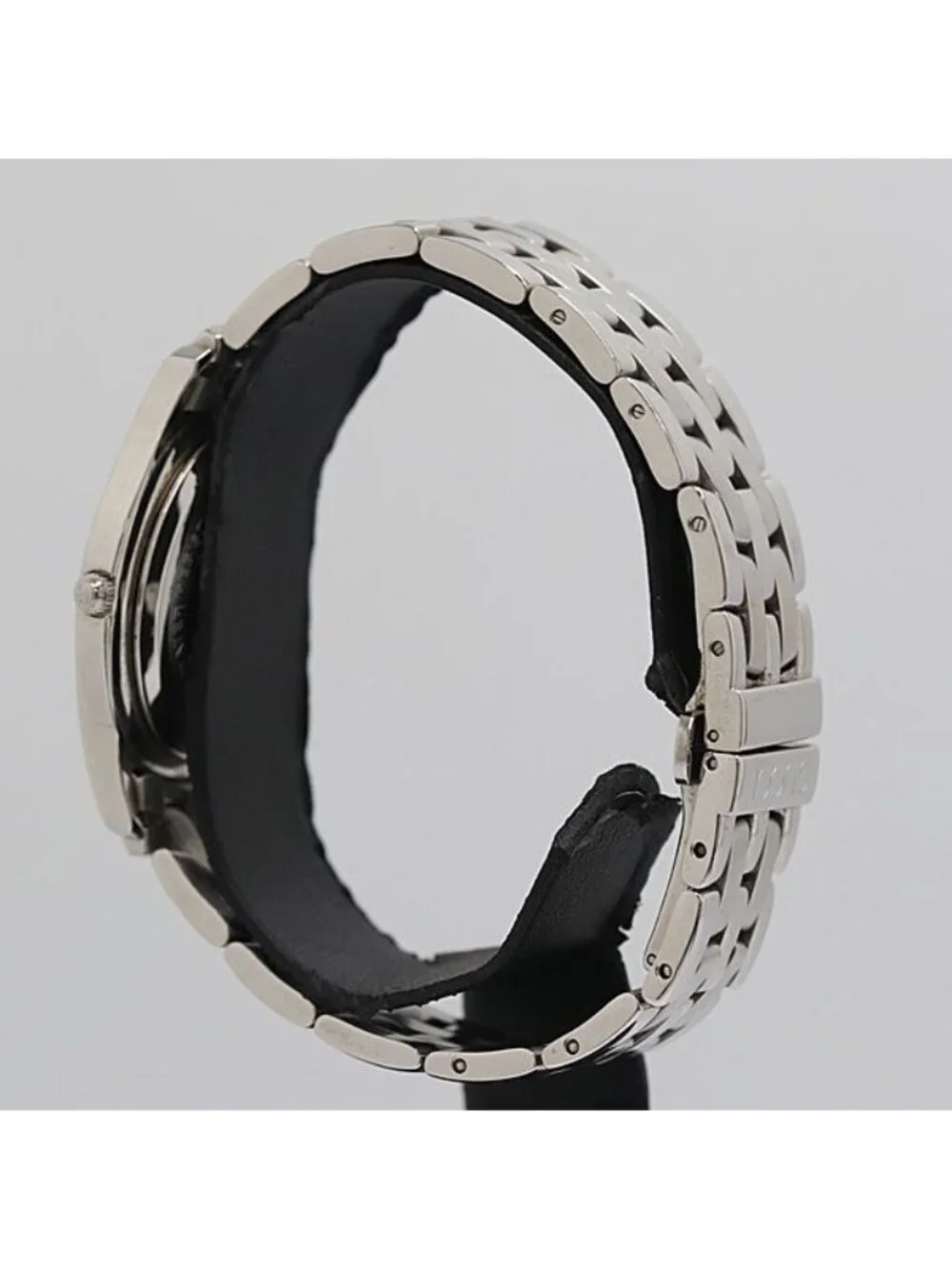 Gucci Class Quartz Black Dial Watch - Picture 3 of 5